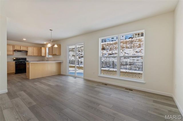 414 Winding Bluffs Court, Fenton, MO 63026