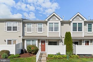 3602 FENWICK LN, Mount Laurel, NJ 08054