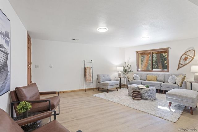 13550 S Foxton Road, Conifer, CO 80433