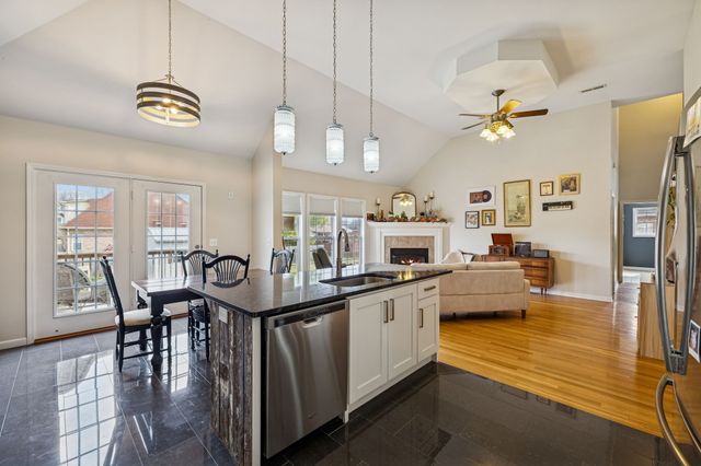 2017 Hollowfield Ln, Greenbrier, TN 37073