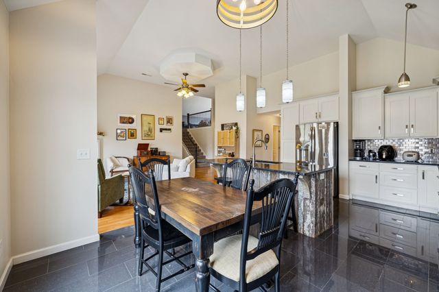 2017 Hollowfield Ln, Greenbrier, TN 37073