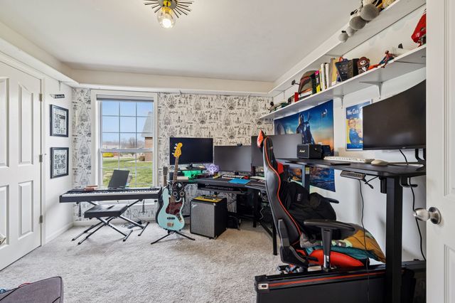 2017 Hollowfield Ln, Greenbrier, TN 37073