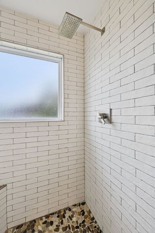 2017 Hollowfield Ln, Greenbrier, TN 37073