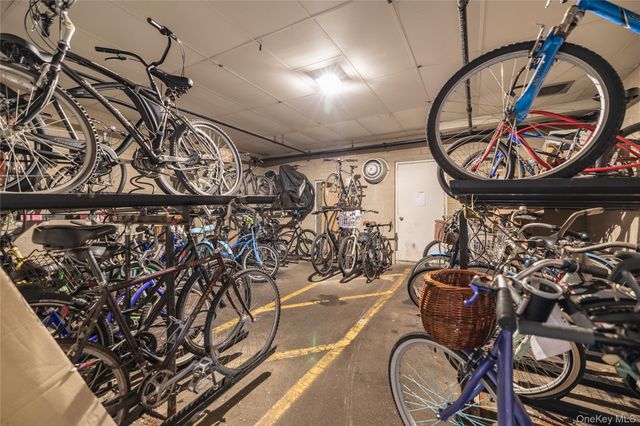 450 W Broadway 3F, Long Beach, NY 11561