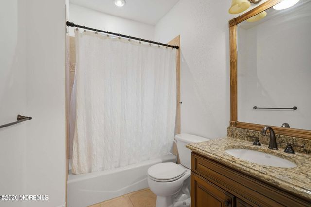 12 Risa Benjamin Way, Freehold, NJ 07728