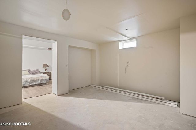 12 Risa Benjamin Way, Freehold, NJ 07728