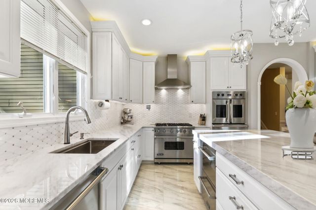 12 Risa Benjamin Way, Freehold, NJ 07728