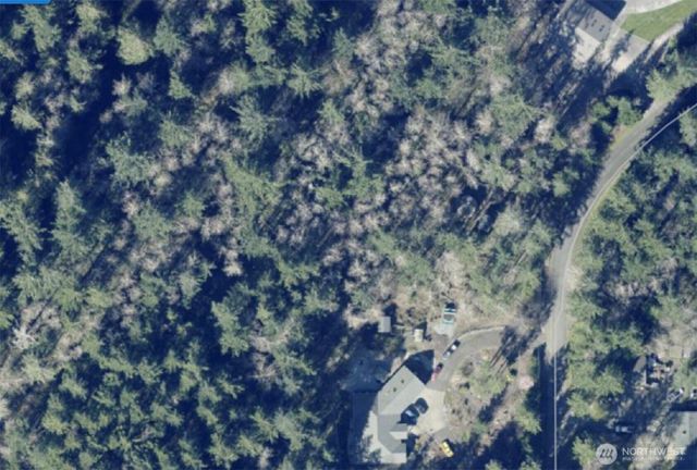 8145 Evergreen Drive NE, Olympia, WA 98506