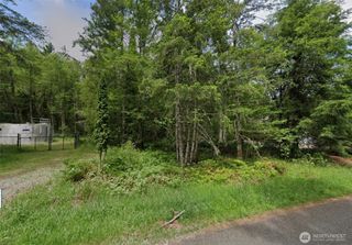 8145 Evergreen Drive NE, Olympia, WA 98506