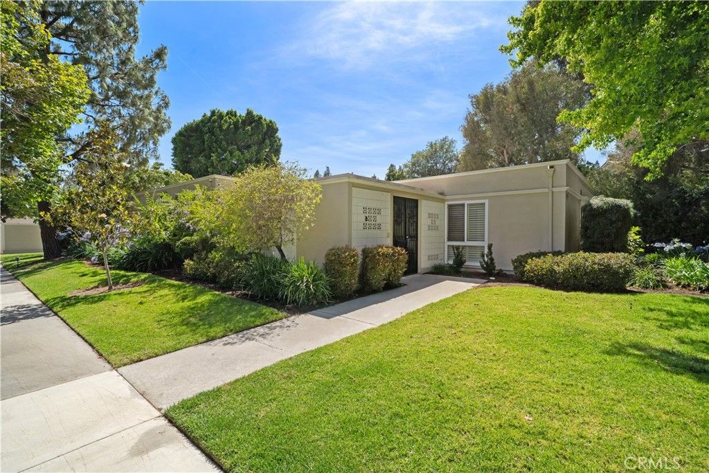 755 Avenida Majorca B, Laguna Woods, CA 92637