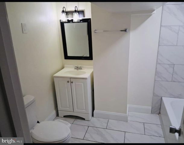 1709 REAVES ST, Winchester, VA 22601