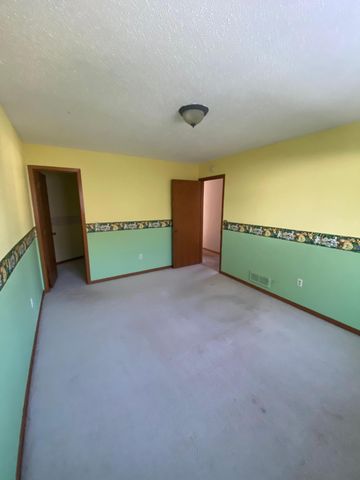 13712 Yosemite Avenue S, Savage, MN 55378