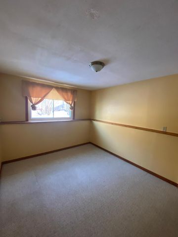 13712 Yosemite Avenue S, Savage, MN 55378