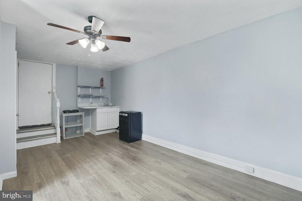 709 MULBERRY ST S, Trenton, NJ 08638