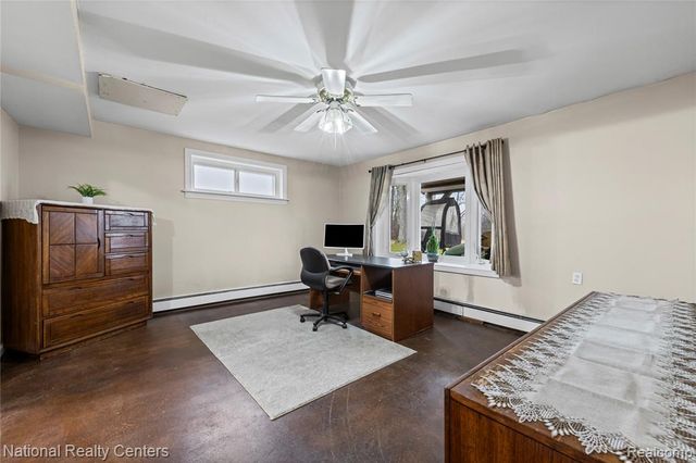 1481 Lochaven Road, Waterford, MI 48327