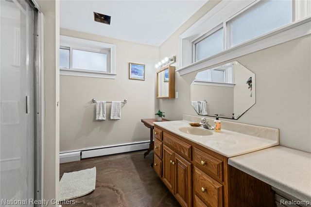 1481 Lochaven Road, Waterford, MI 48327