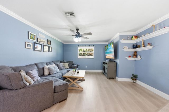 8492 NW 15th Court, Coral Springs, FL 33071