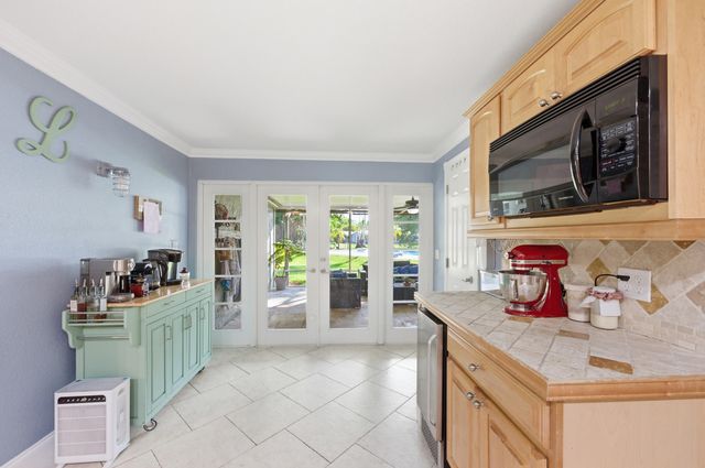 8492 NW 15th Court, Coral Springs, FL 33071