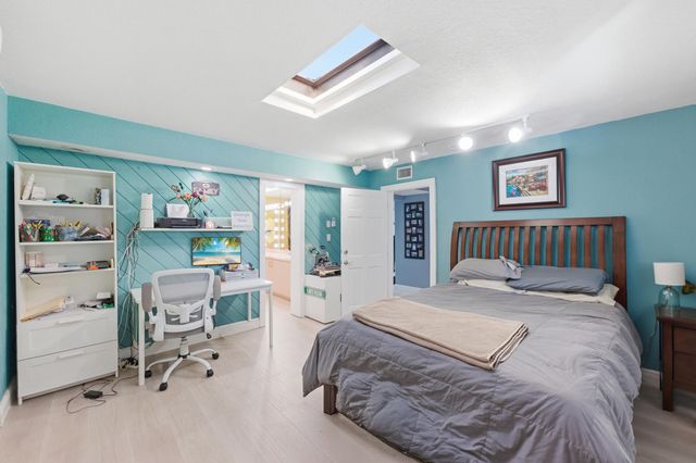 8492 NW 15th Court, Coral Springs, FL 33071
