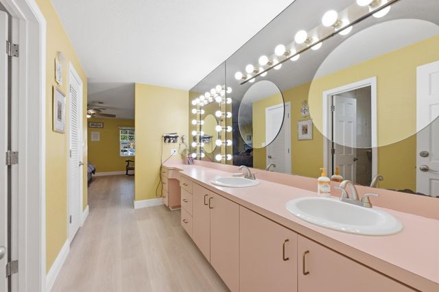 8492 NW 15th Court, Coral Springs, FL 33071