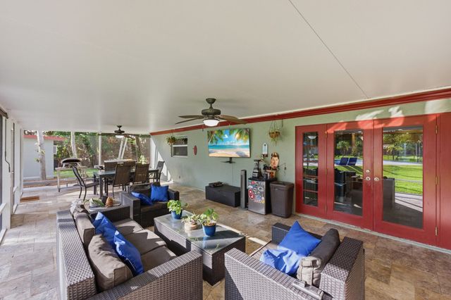 8492 NW 15th Court, Coral Springs, FL 33071