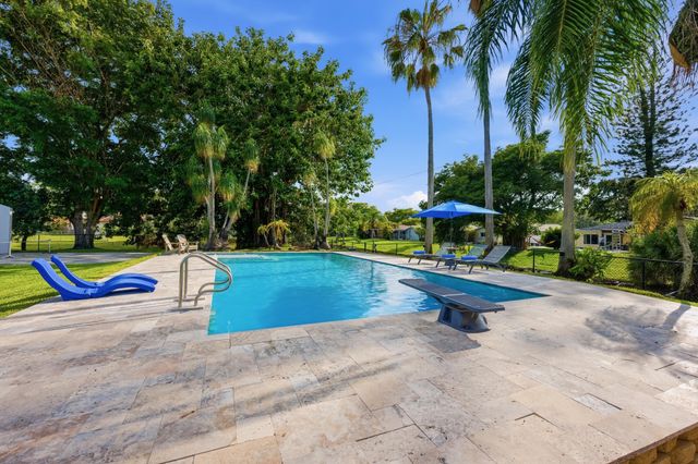 8492 NW 15th Court, Coral Springs, FL 33071