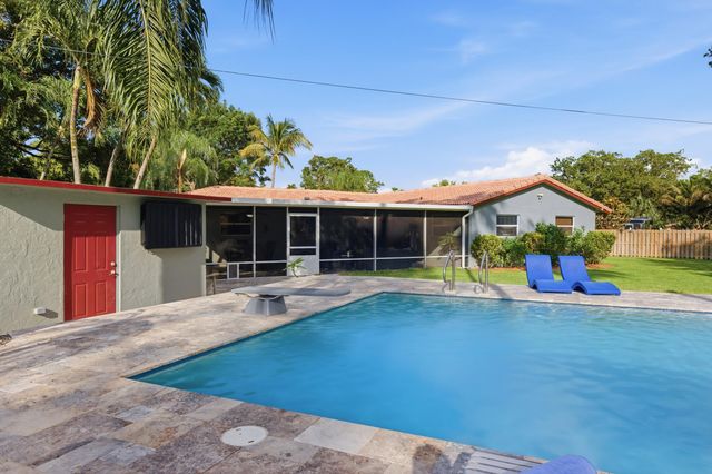 8492 NW 15th Court, Coral Springs, FL 33071