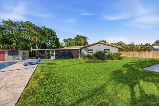 8492 NW 15th Court, Coral Springs, FL 33071