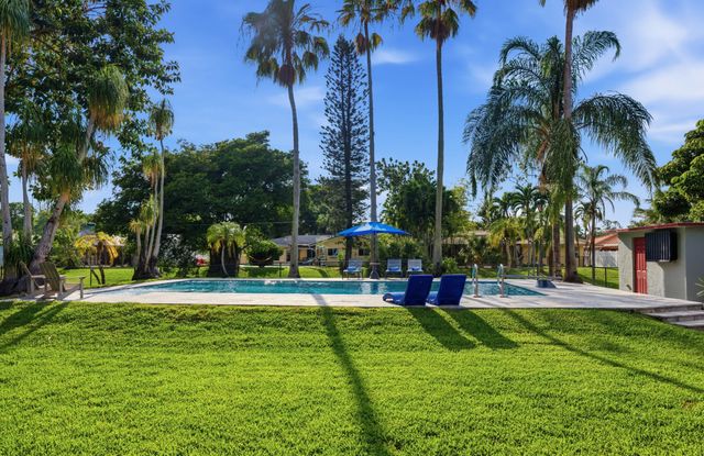 8492 NW 15th Court, Coral Springs, FL 33071