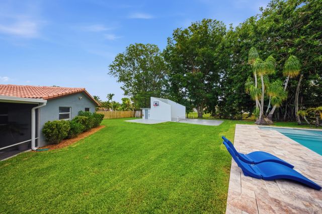 8492 NW 15th Court, Coral Springs, FL 33071