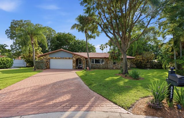 8492 NW 15th Court, Coral Springs, FL 33071