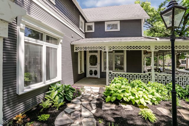 420 W Pine Street, Zionsville, IN 46077