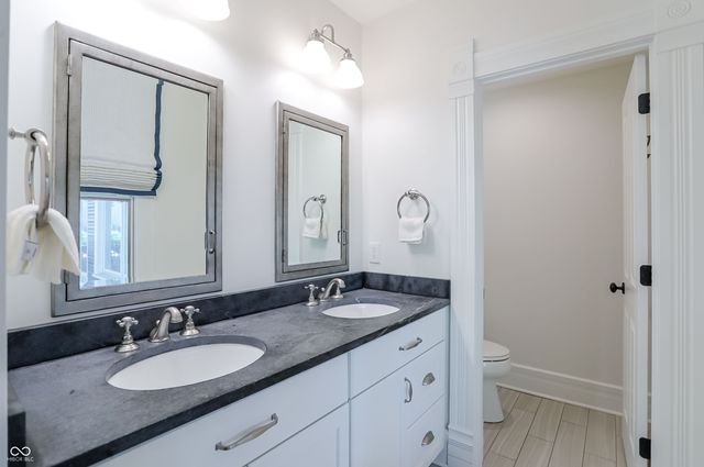 420 W Pine Street, Zionsville, IN 46077