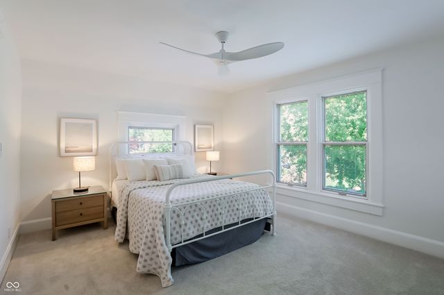 420 W Pine Street, Zionsville, IN 46077
