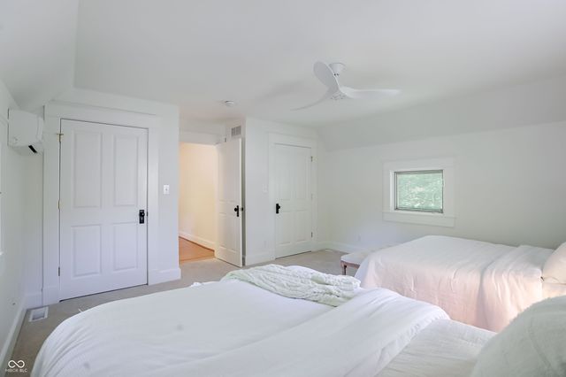 420 W Pine Street, Zionsville, IN 46077