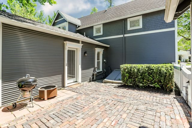 420 W Pine Street, Zionsville, IN 46077