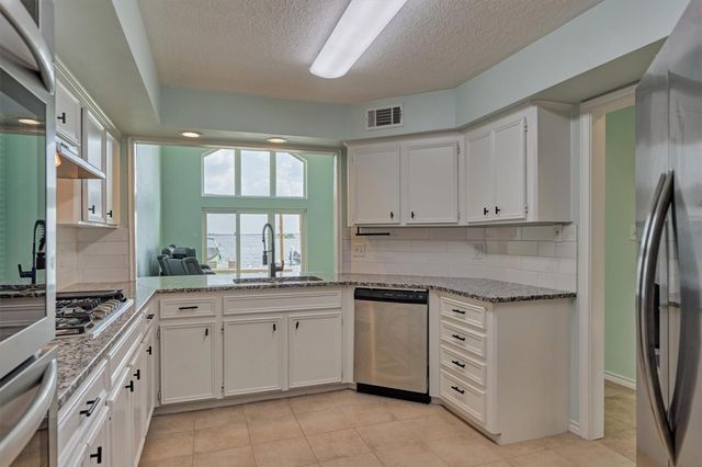 2109 Gunwale Circle, Willis, TX 77318