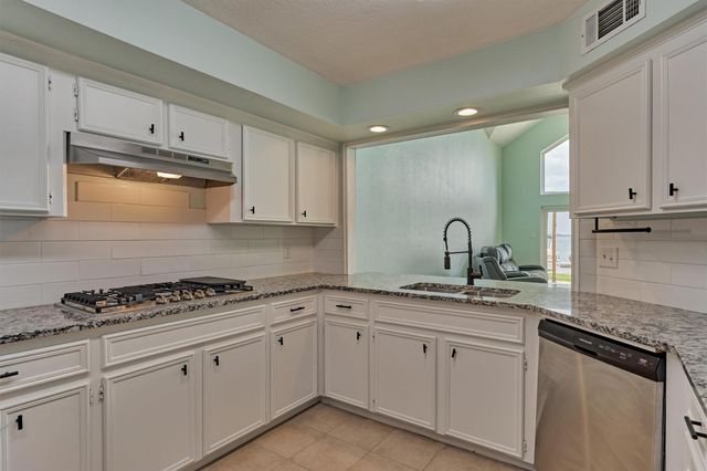 2109 Gunwale Circle, Willis, TX 77318