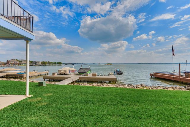 2109 Gunwale Circle, Willis, TX 77318