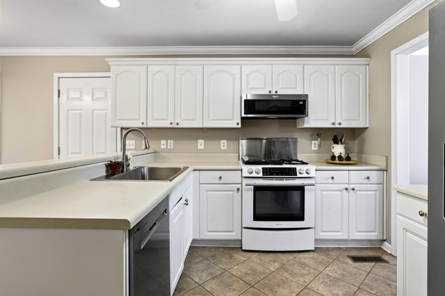 144 Bartlett Cir, NE, Cleveland, TN 37312
