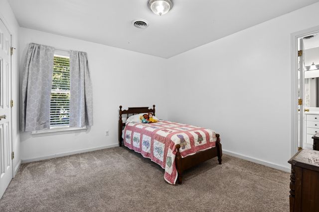 144 Bartlett Cir, NE, Cleveland, TN 37312