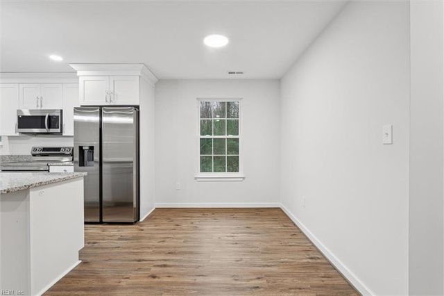 5738 Hickory Fork RD, Gloucester, VA 23061