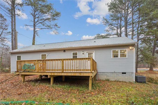 5738 Hickory Fork RD, Gloucester, VA 23061