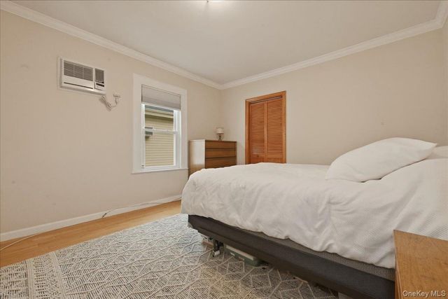 77 Stewart Street, Floral Park, NY 11001