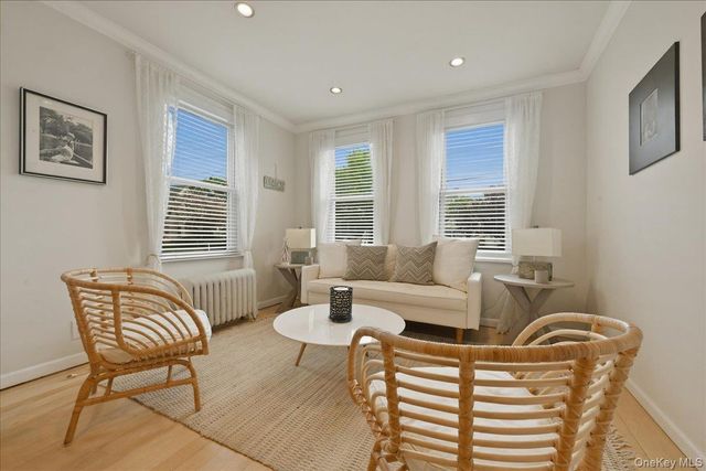 77 Stewart Street, Floral Park, NY 11001