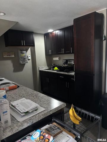 510 2ND Street, De Witt, IA 52742