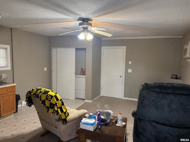 510 2ND Street, De Witt, IA 52742