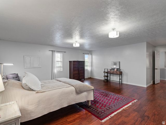 4798 S SAXONY CIR, Holladay, UT 84117