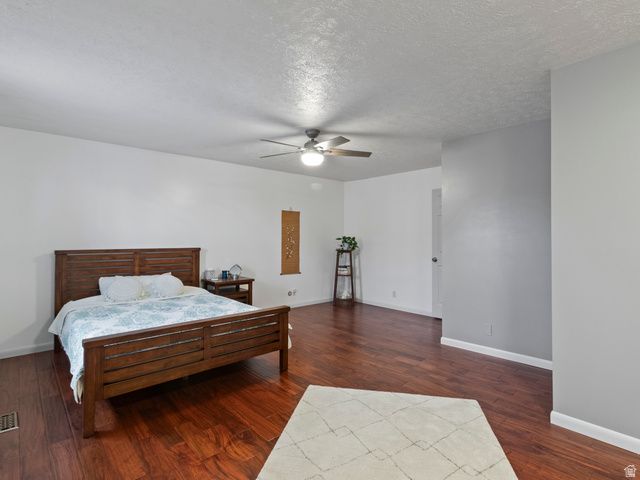 4798 S SAXONY CIR, Holladay, UT 84117