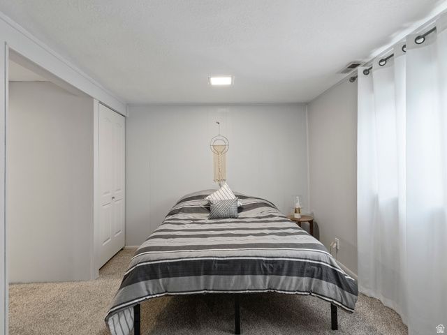 4798 S SAXONY CIR, Holladay, UT 84117